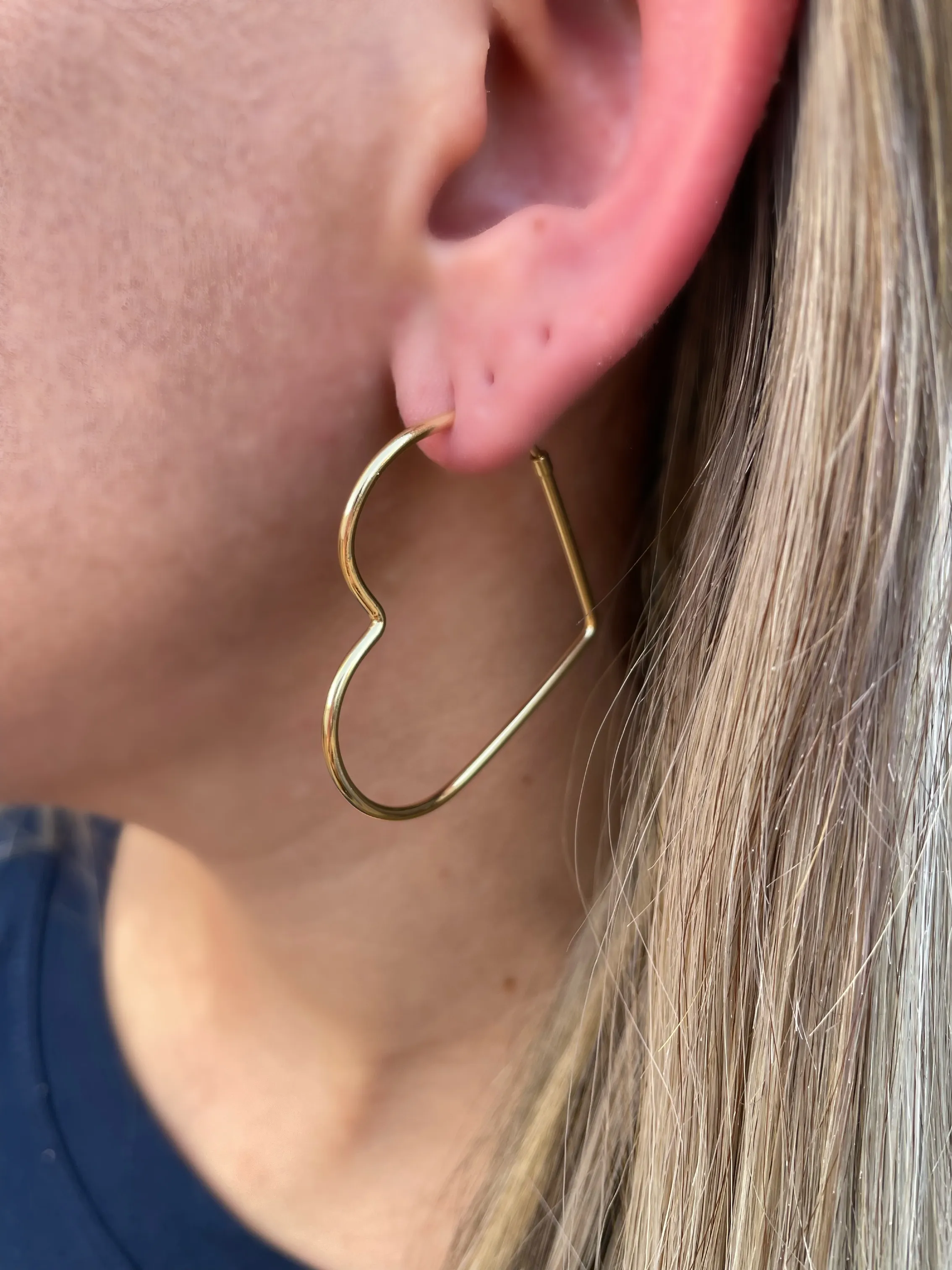 BRINCO ARGOLA CORAÇÃO FIO 1,5MM