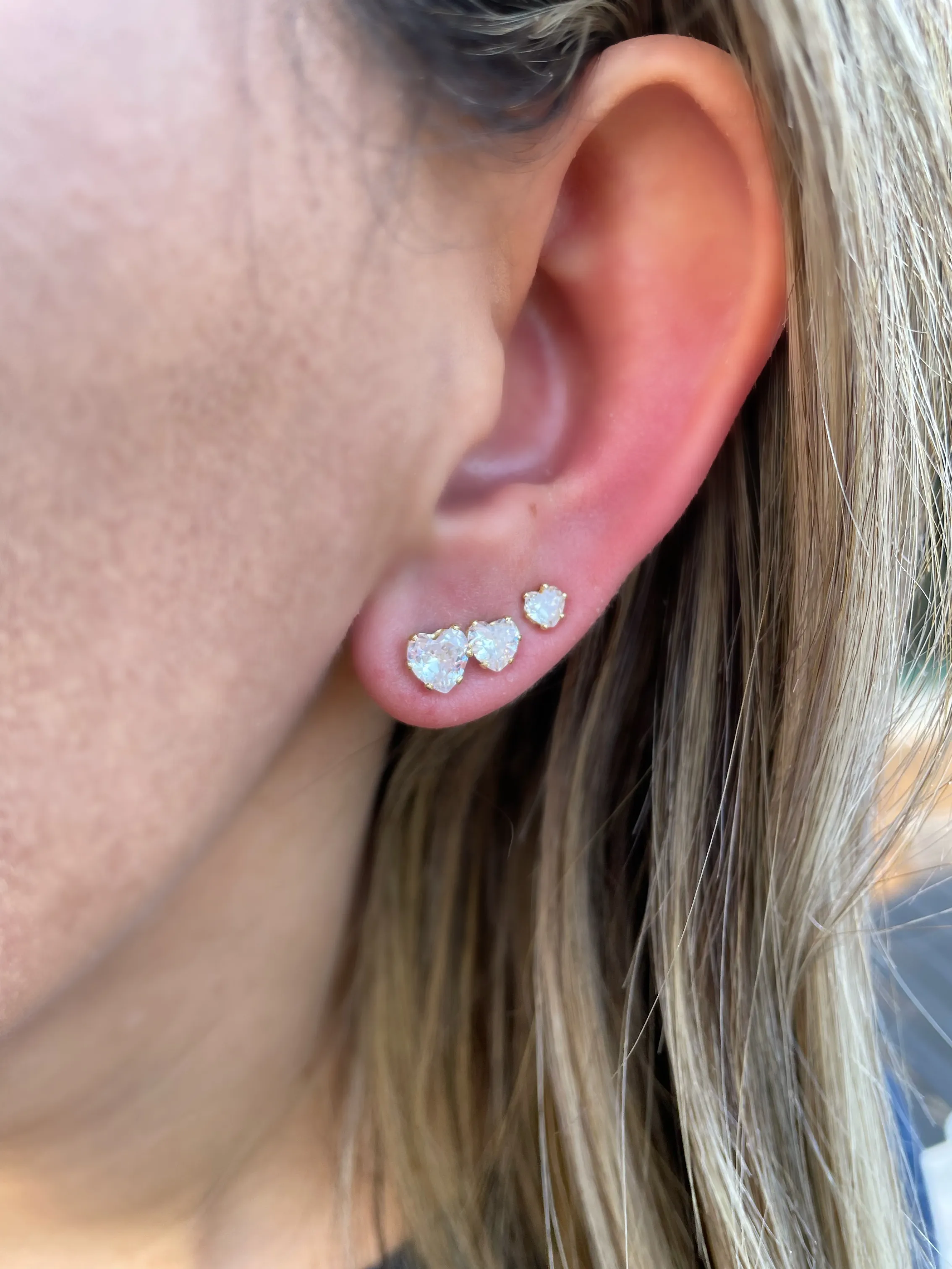 BRINCO TRIO CORAÇÃO ZIRCONIA CRISTAL