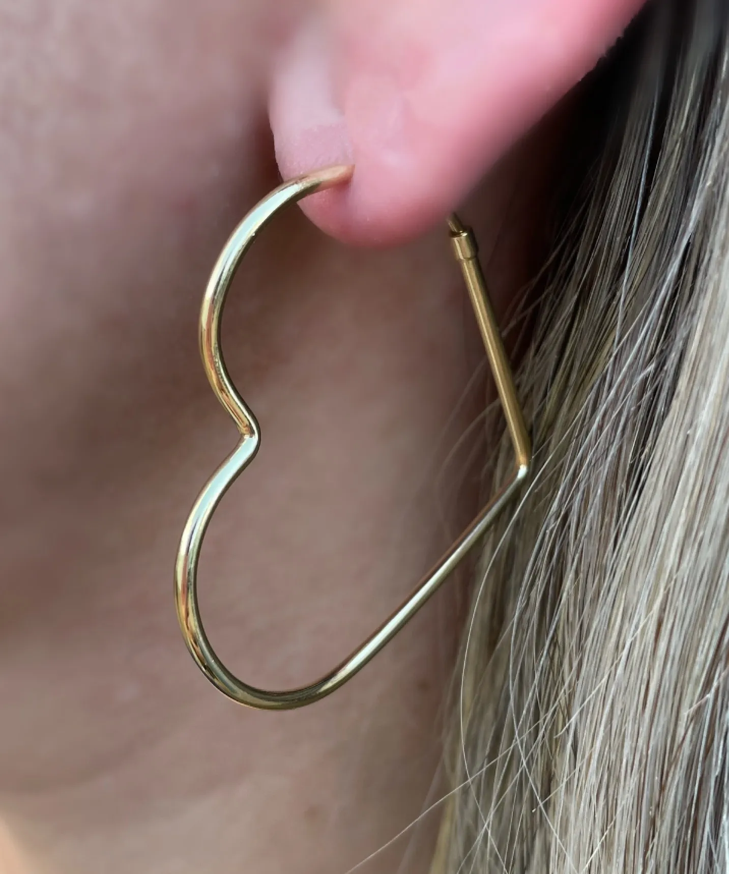 BRINCO ARGOLA CORAÇÃO FIO 1,5MM