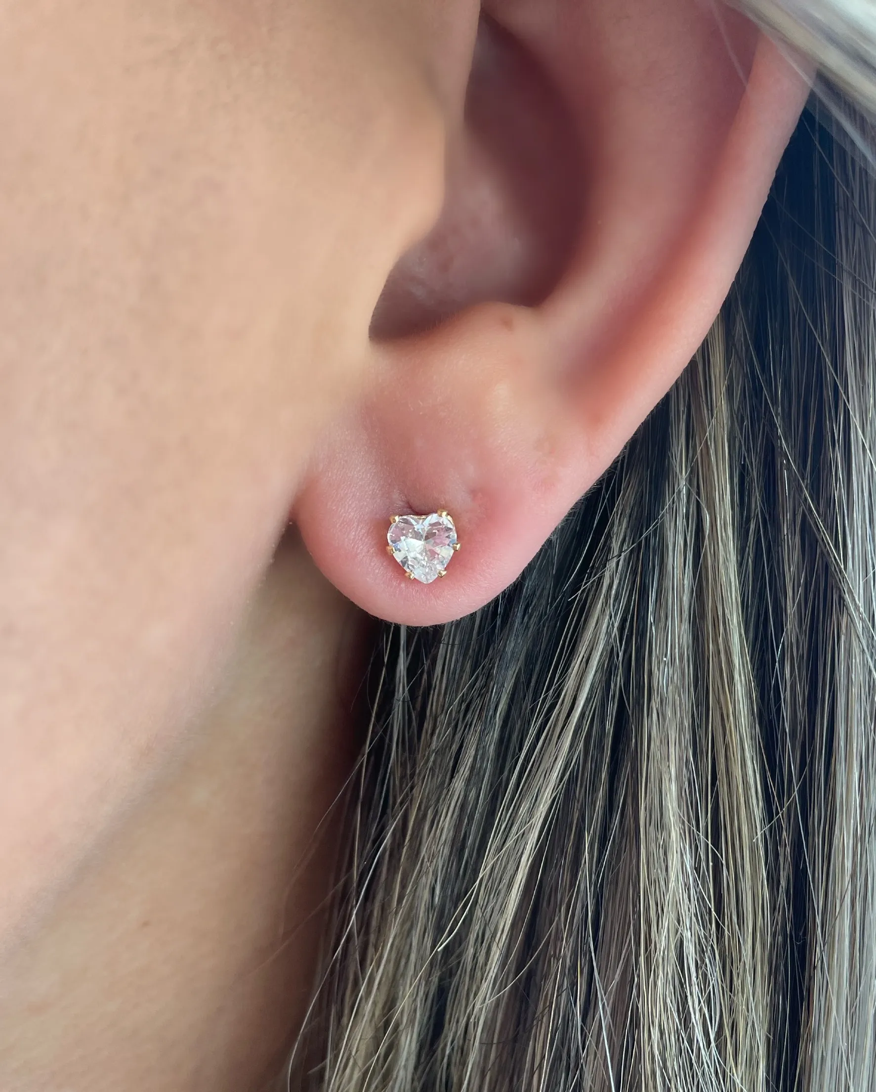 BRINCO CORAÇÃO ZIRCONIA CRISTAL 5MM
