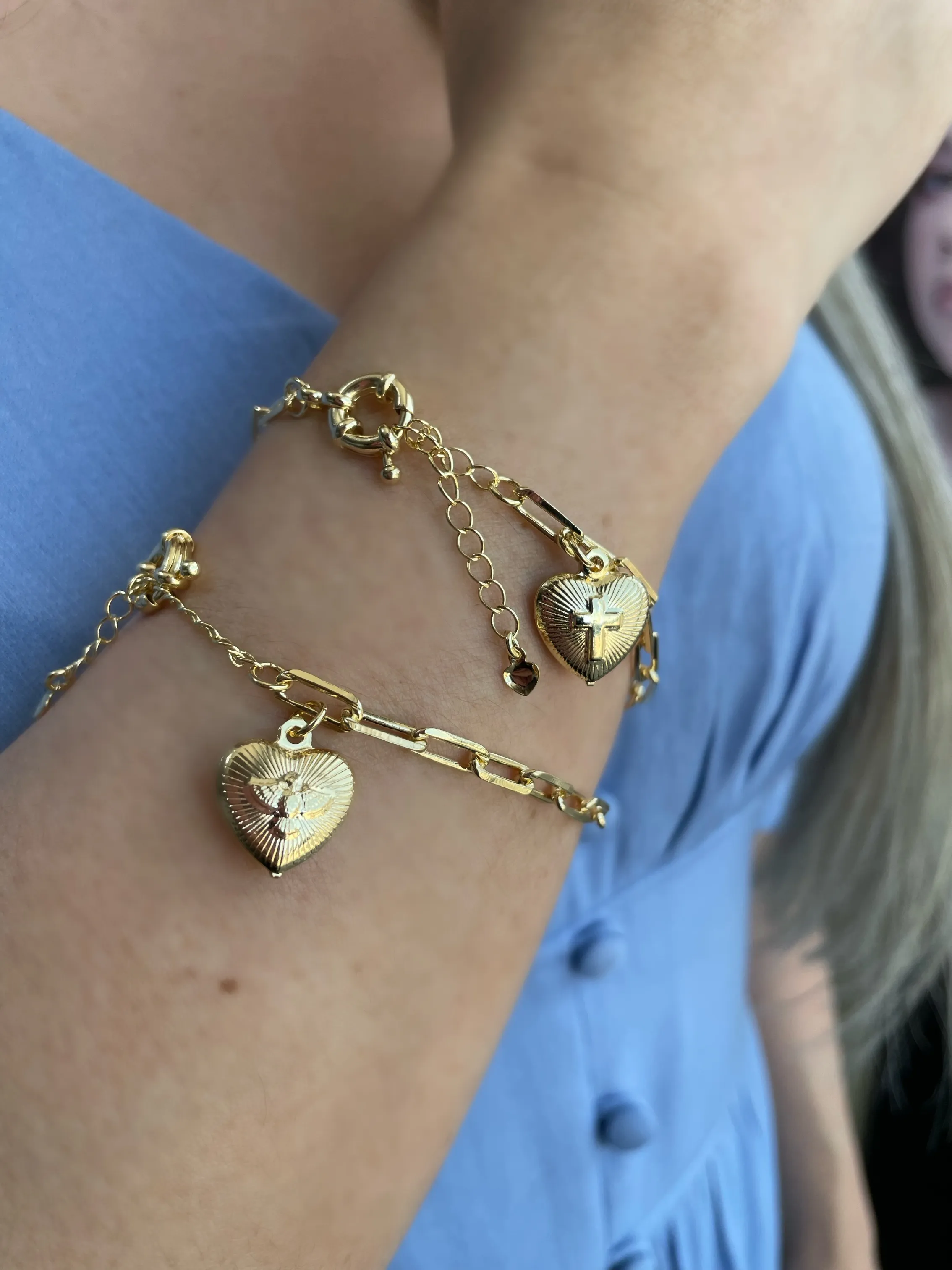 PULSEIRA CORAÇÃO COM CRUZ E ESPÍRITO SANTO