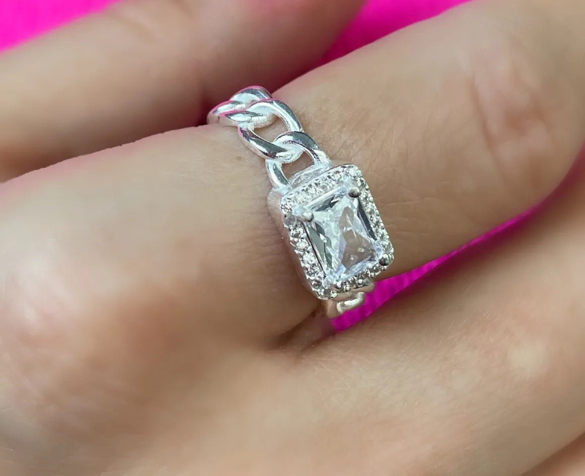ANEL PRATA ELO GRUMET COM PEDRA CRISTAL CRAVEJADO
