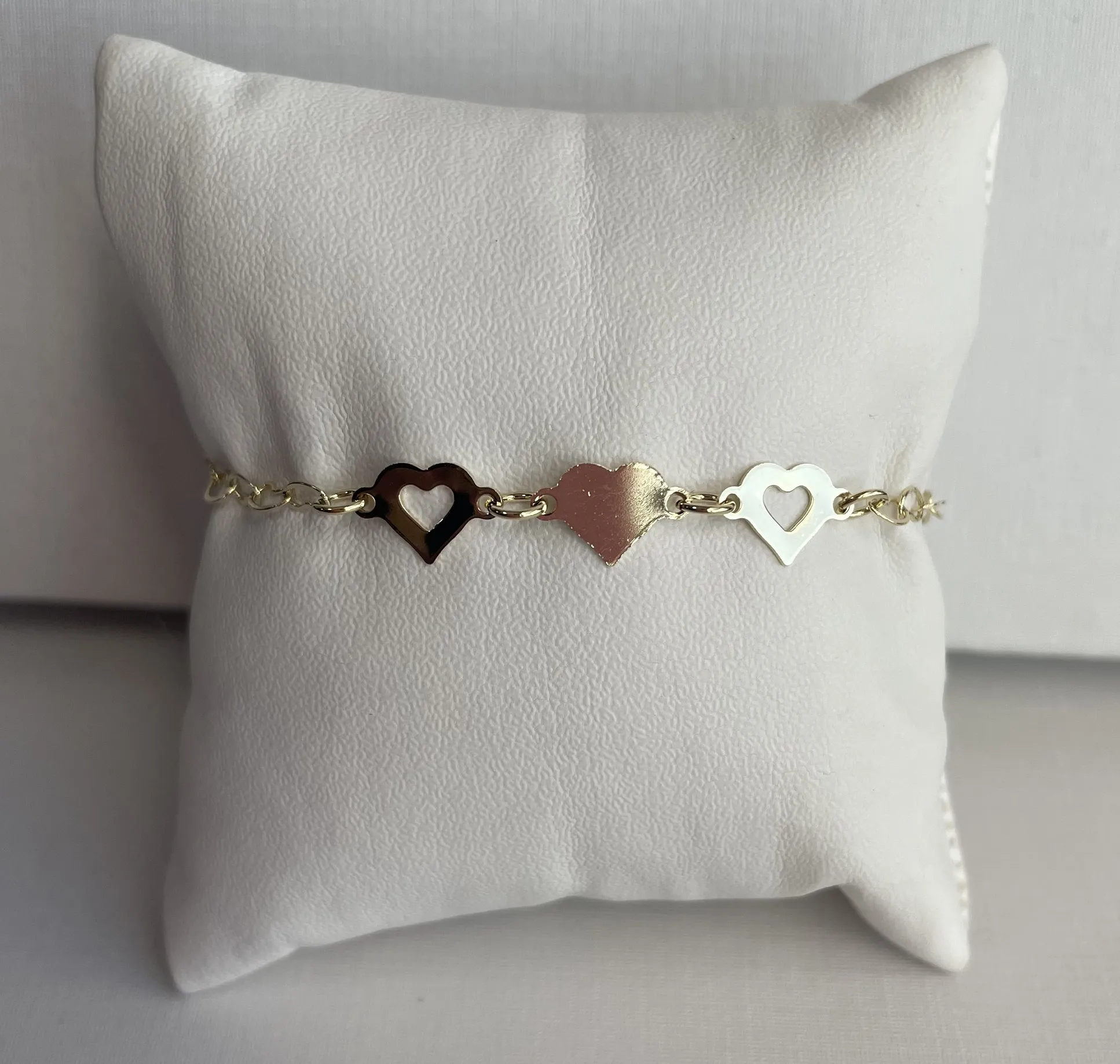 PULSEIRA INFANTIL CORAÇÃO VAZADO E LISO