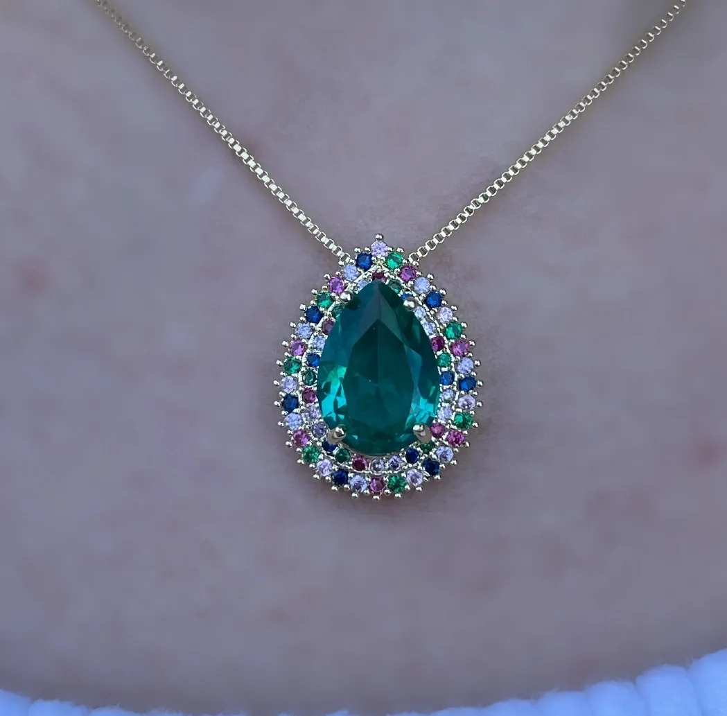 CONJUNTO GOTA VERDE CRAVEJADO