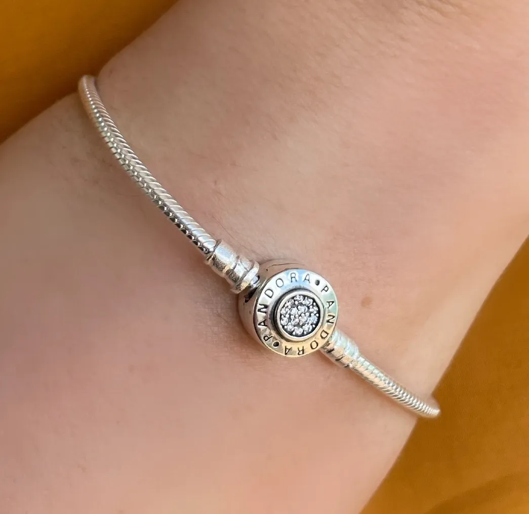 PULSEIRA PRATA FECHO PANDORA REDONDO LISO E CRAVEJADO 2,5MM