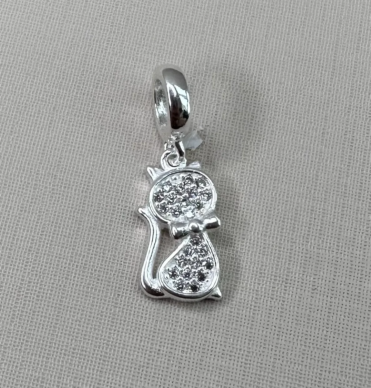 BERLOQUE PRATA GATINHO CRAVEJADO