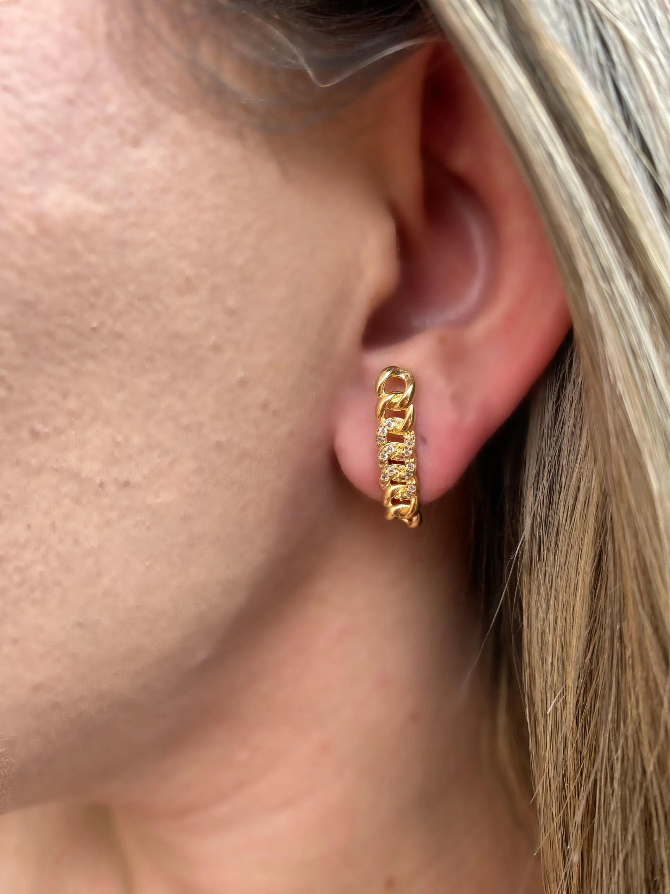 BRINCO EAR HOOK GRUMET CRAVEJADO