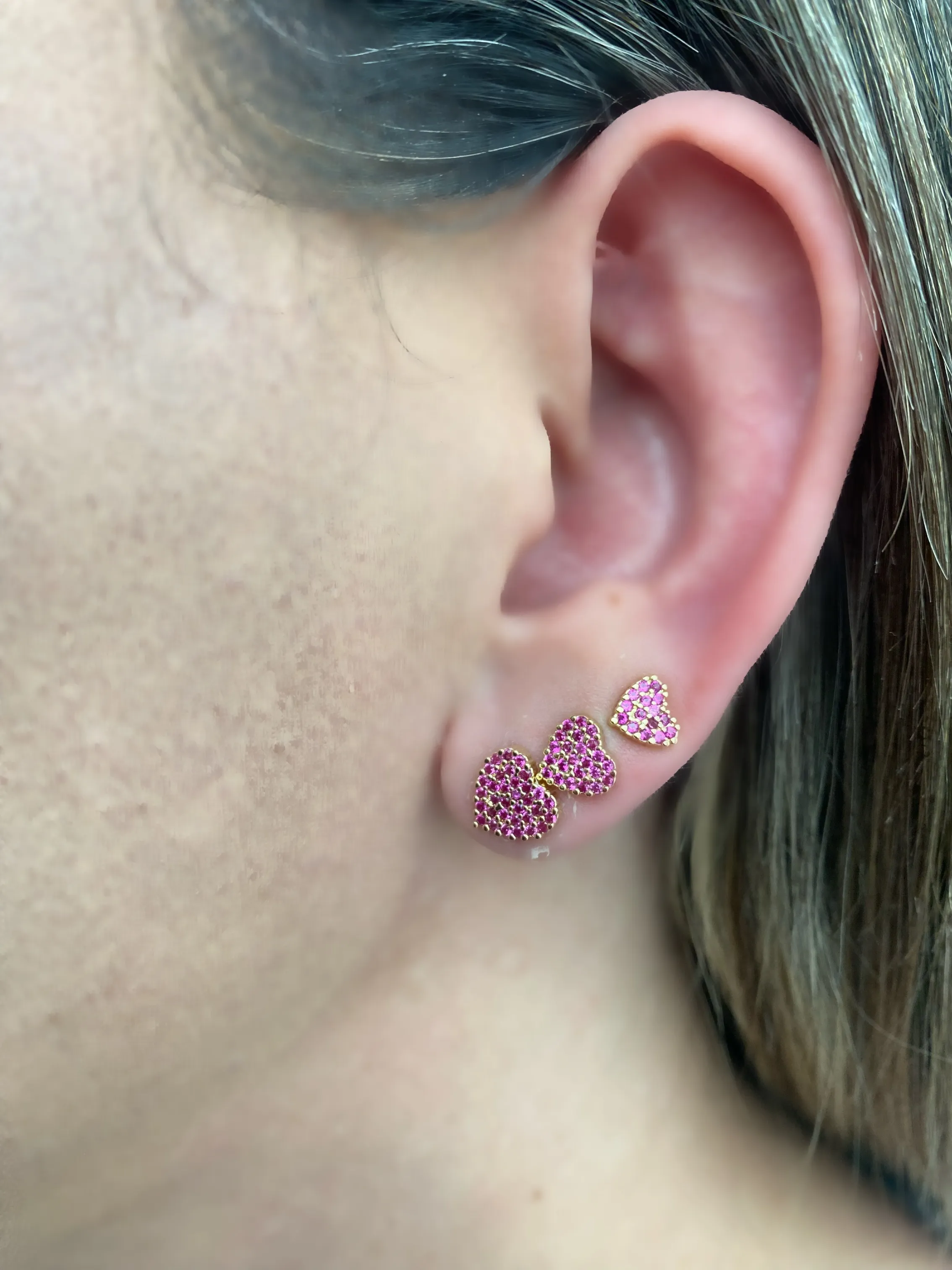 BRINCO TRIO CORAÇÃO CRAVEJADO ROSA