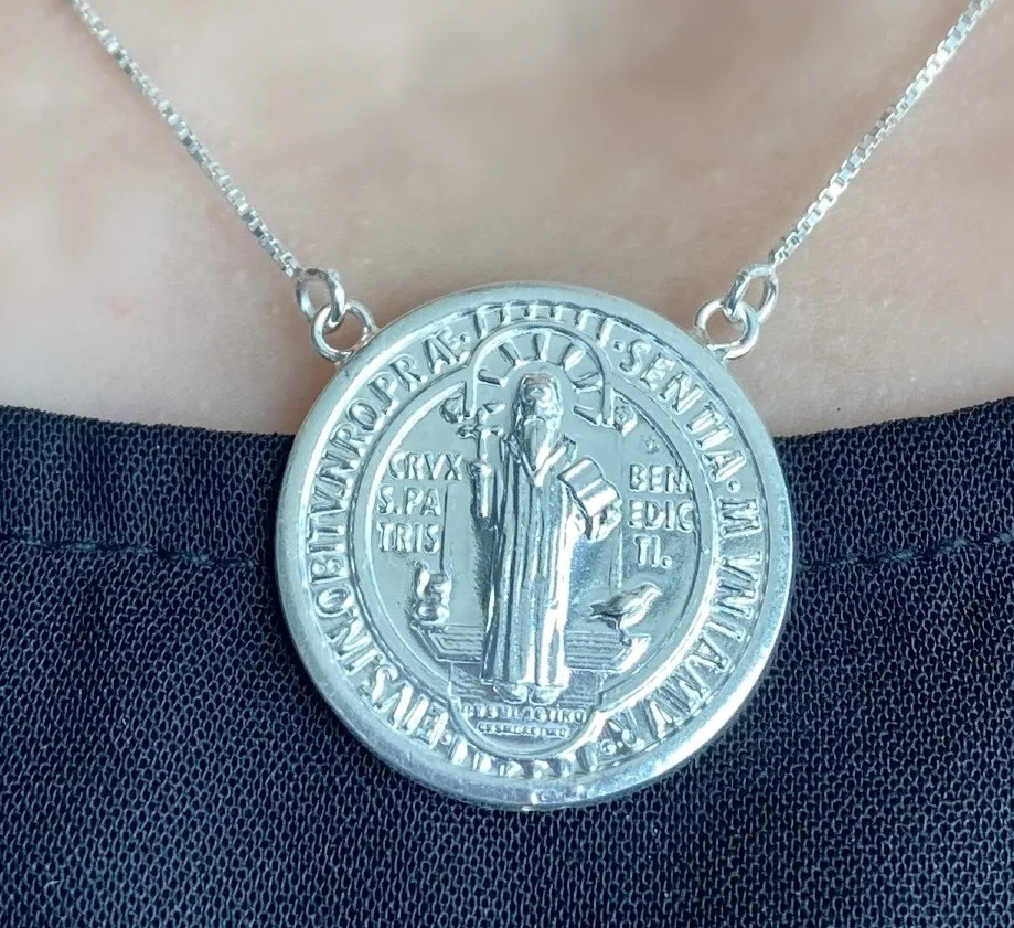 GARGANTILHA PRATA MEDALHA SÃO BENTO