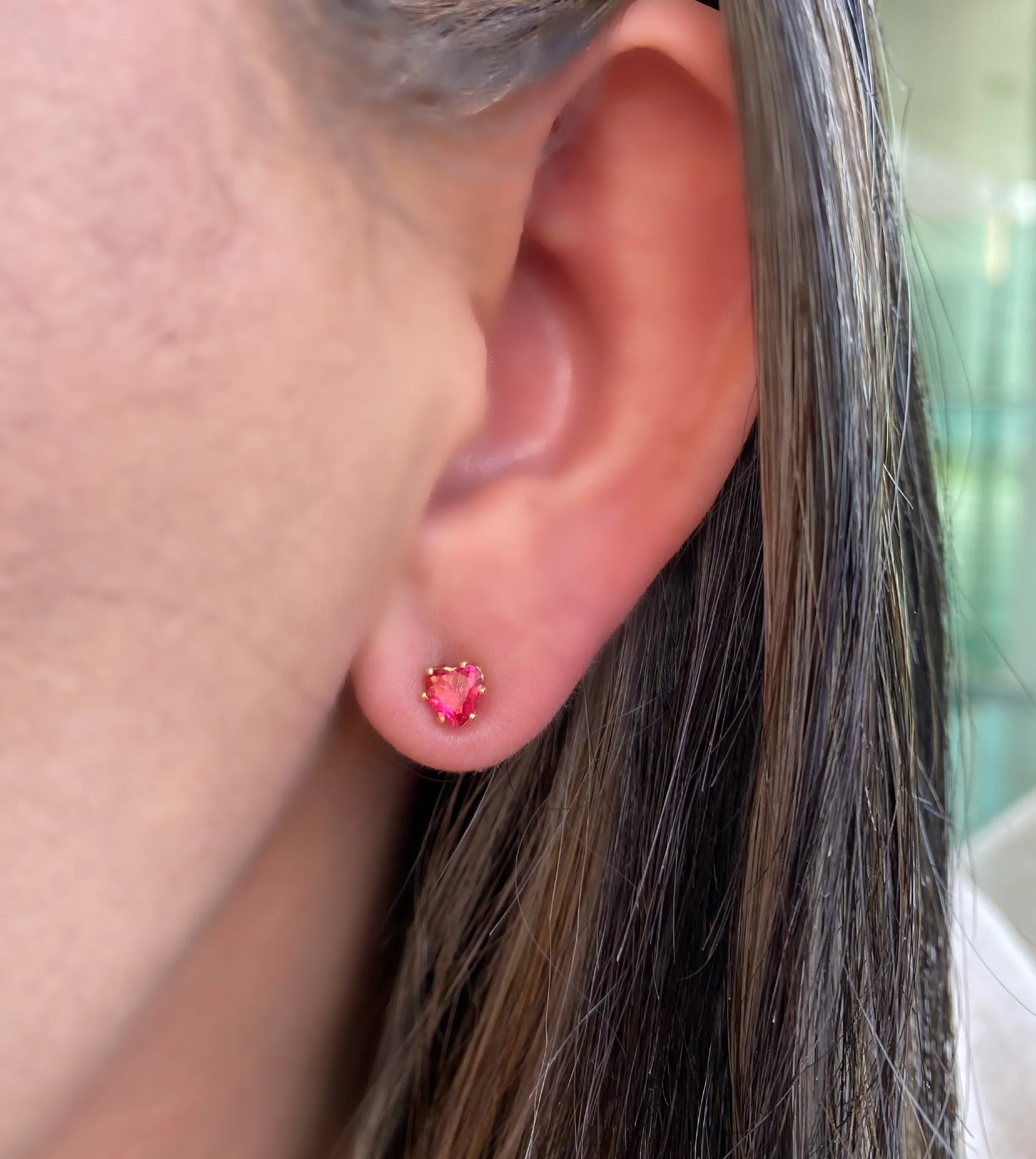 BRINCO CORAÇÃO ZIRCONIA RUBI PEQUENO
