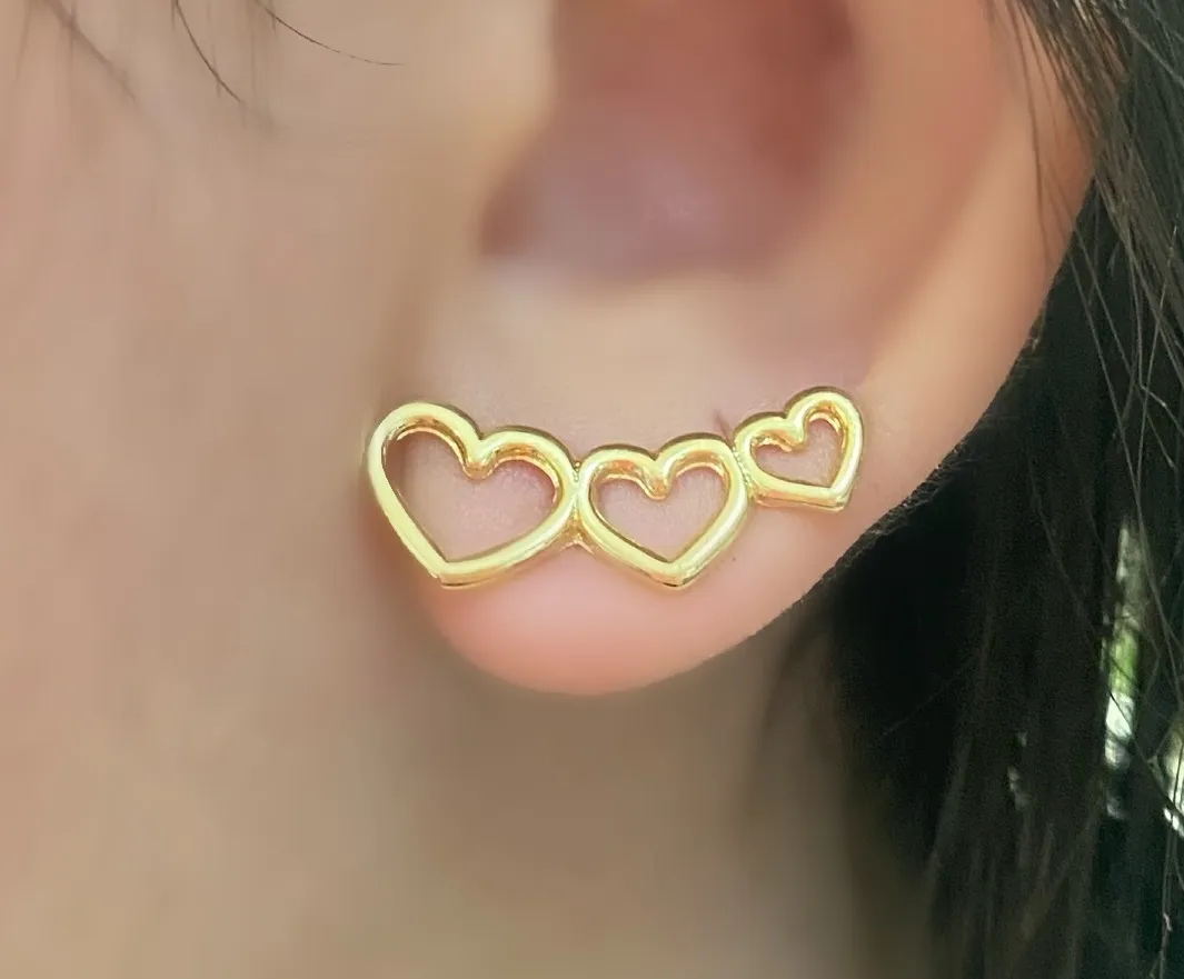 BRINCO EAR CUFF CORAÇÃO VAZADO