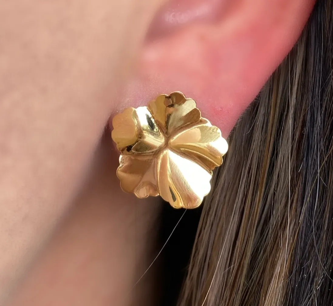 BRINCO FLOR LISA