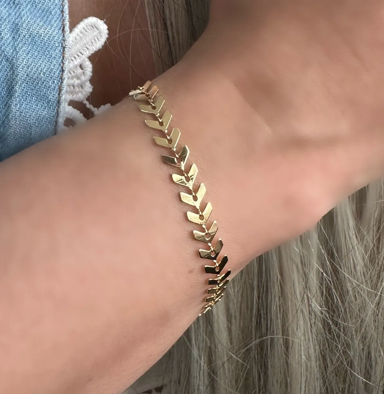 PULSEIRA FLECHINHAS LISAS
