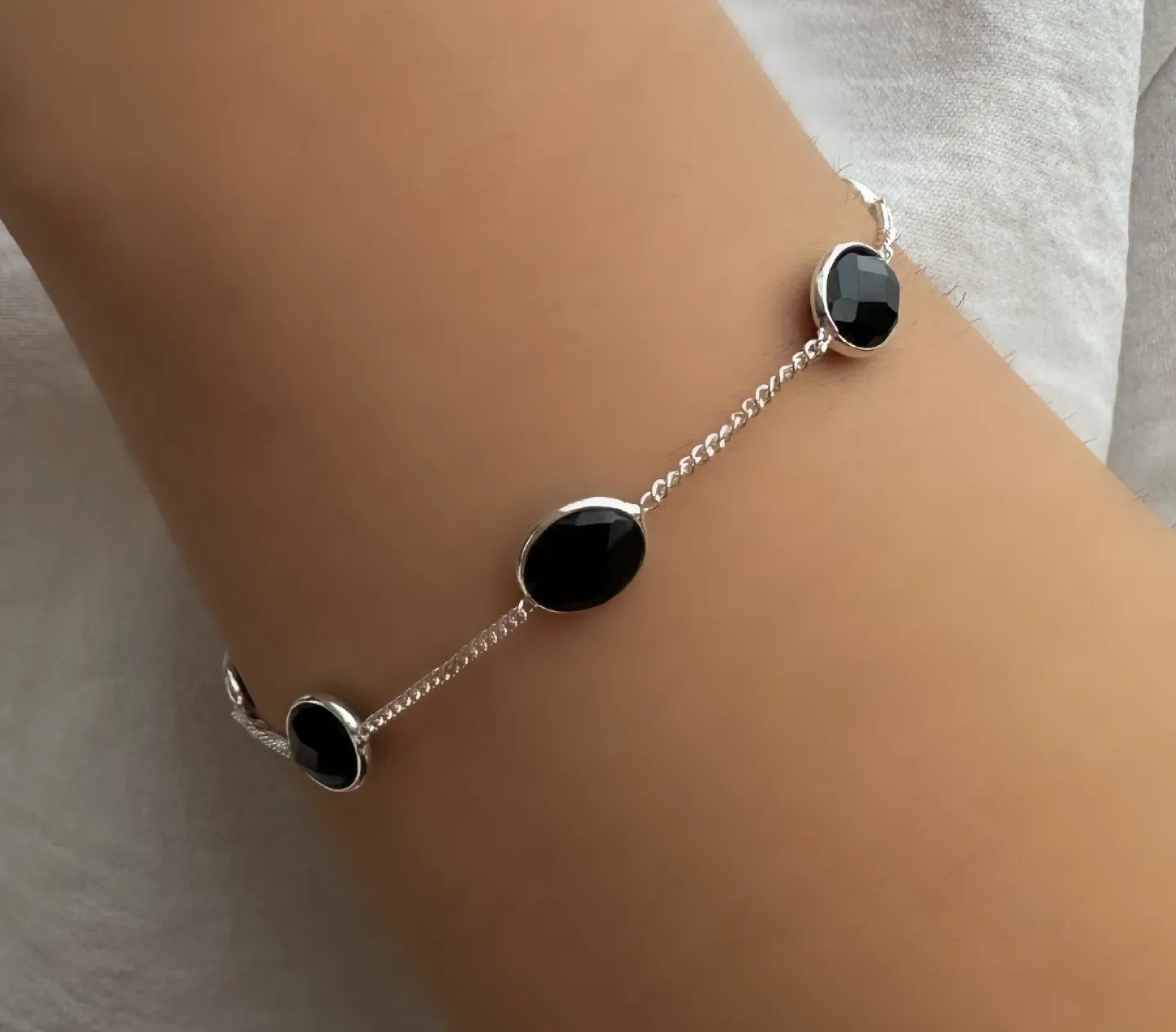 PULSEIRA PRATA PEDRA ONIX