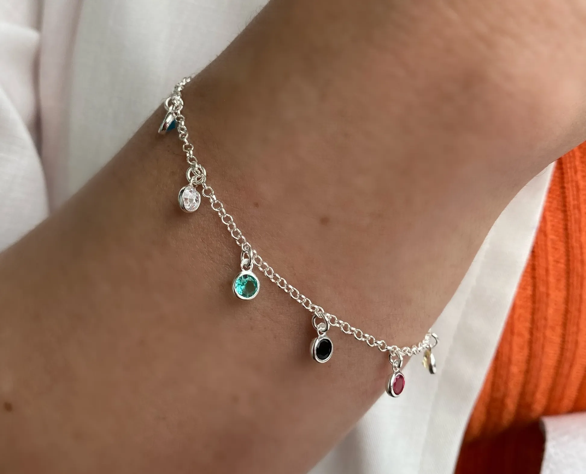 PULSEIRA PRATA ZIRCONIAS PENDURADAS COLORS