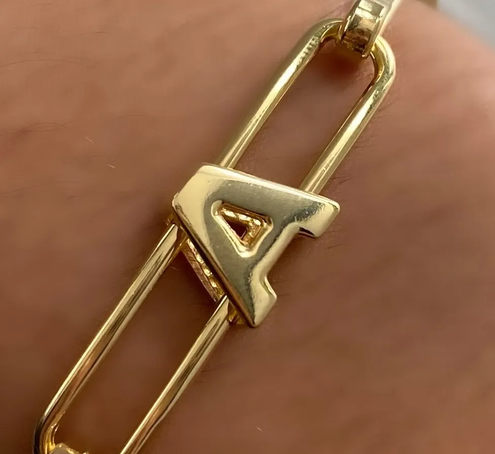 PINGENTE LETRA A LISO PARA BRACELETE