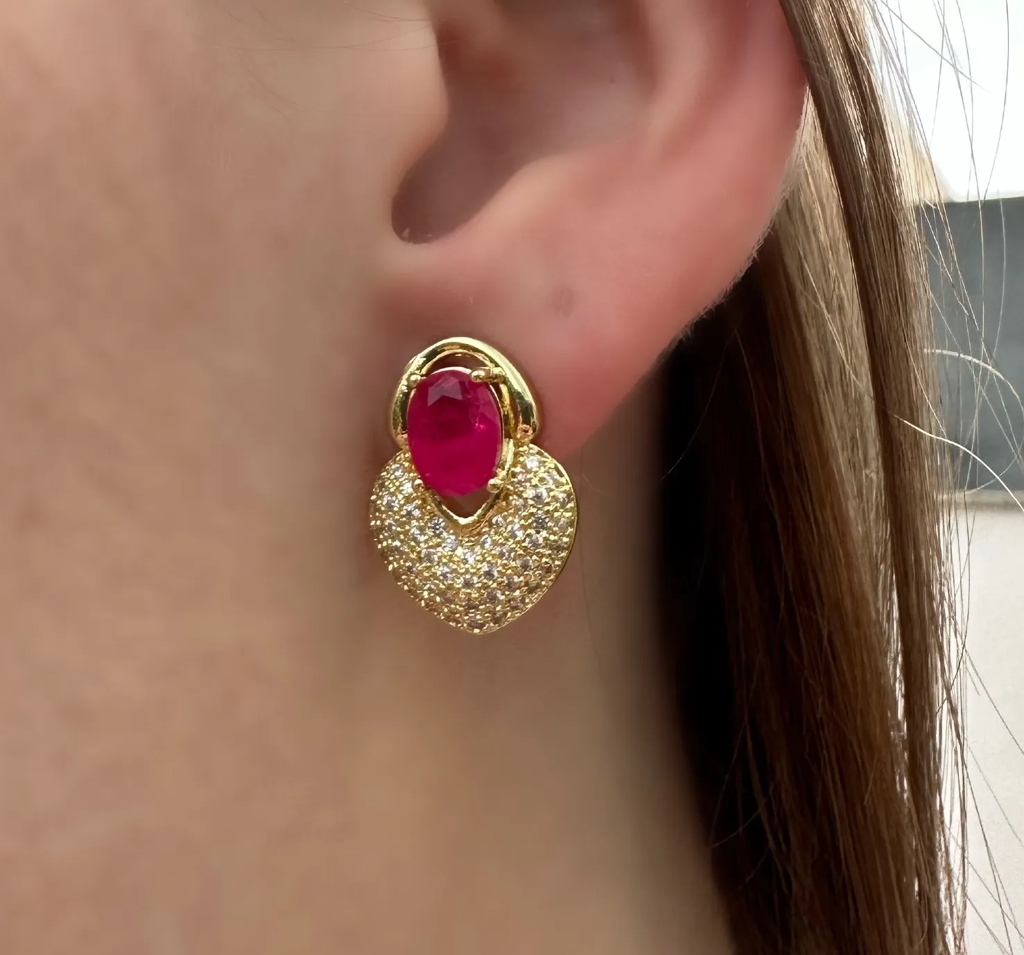 CONJUNTO CRAVEJADO PEDRA FUSION ROSA