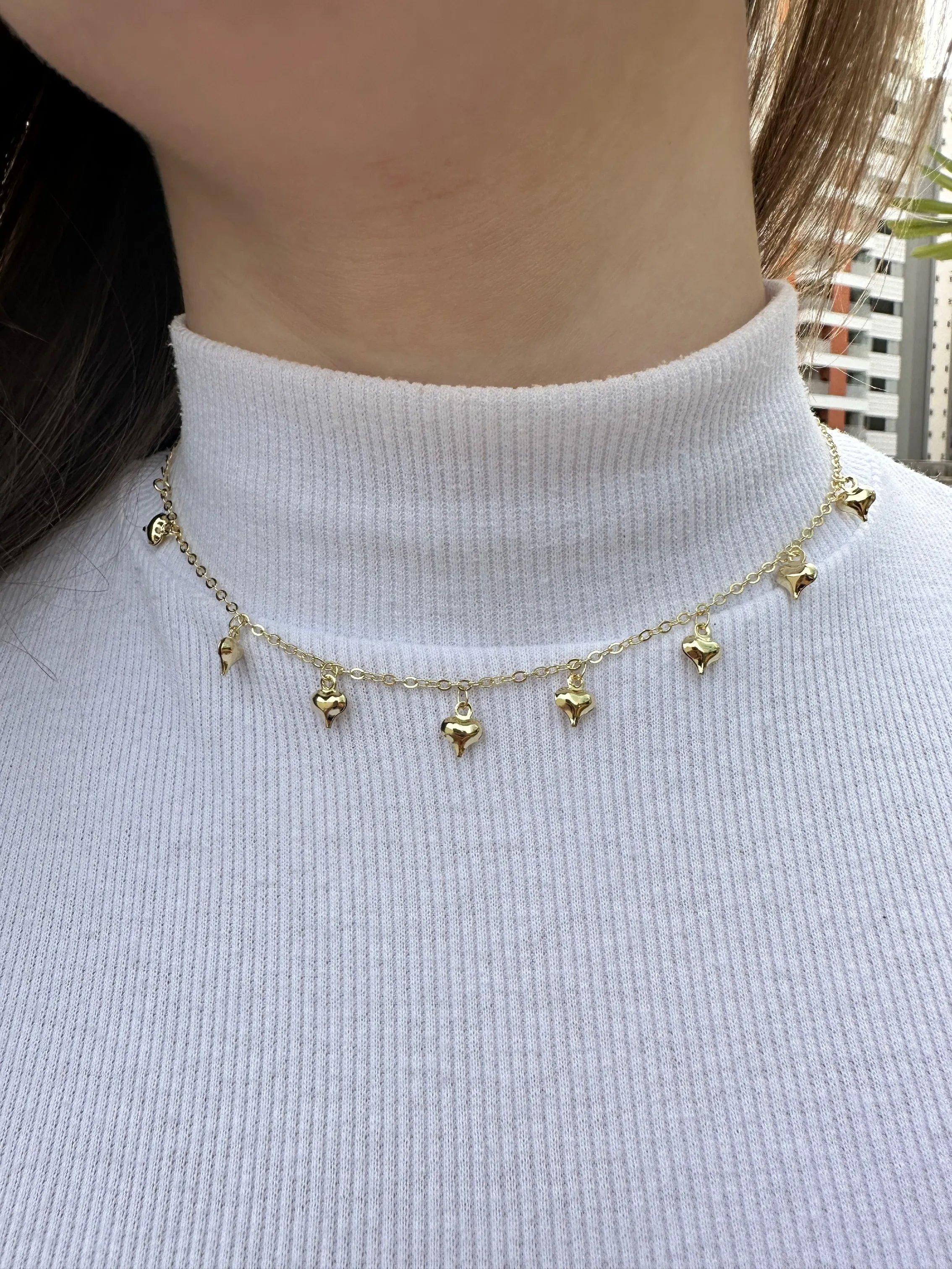 CHOKER CORAÇÕES PENDURADOS