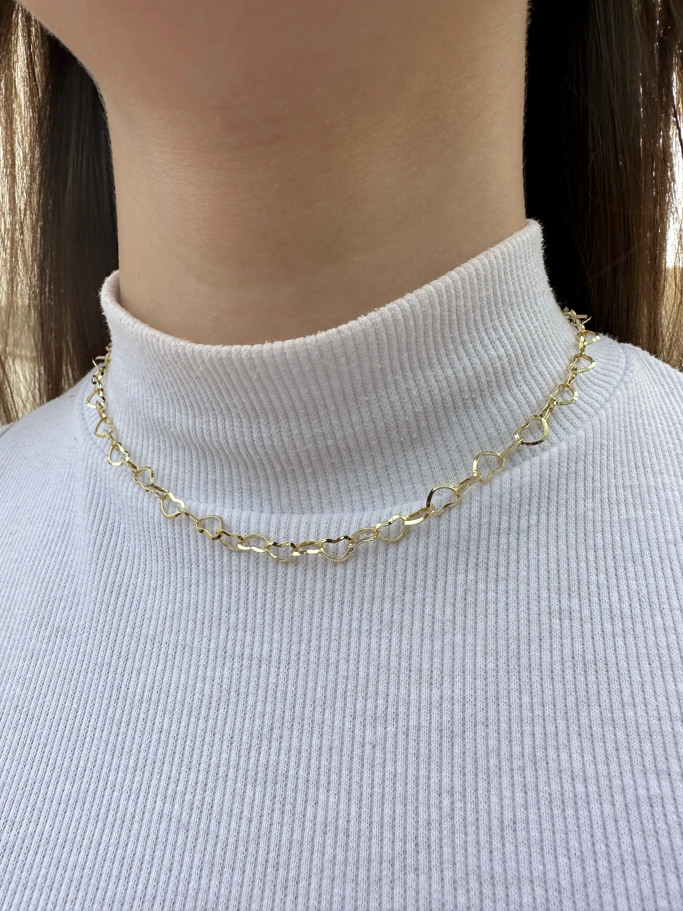 CHOKER CORAÇÃO VAZADO