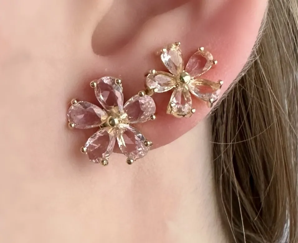 BRINCO DUPLA FLOR ZIRCONIAS ROSA