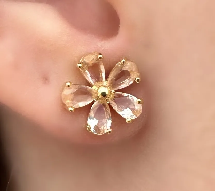BRINCO FLOR ZIRCONIAS PÊSSEGO