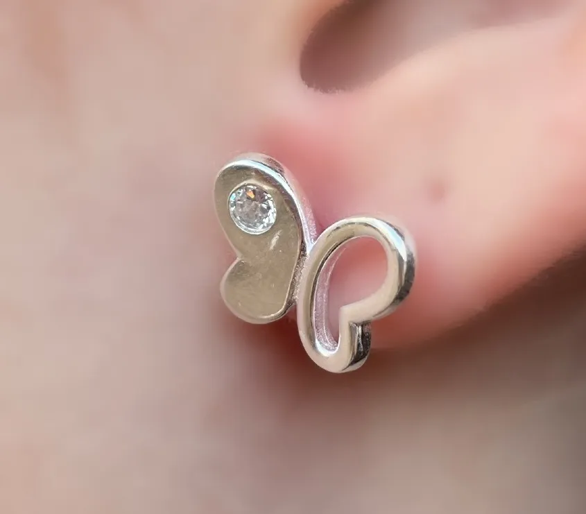 BRINCO PRATA BORBOLETA COM ZIRCONIA CRISTAL