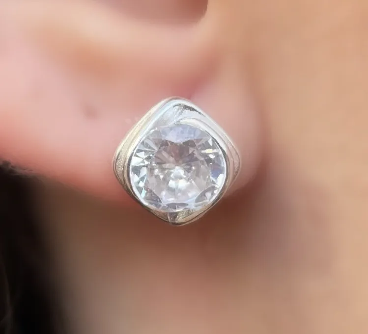 BRINCO PRATA PONTO DE LUZ BORDA TRABALHADA