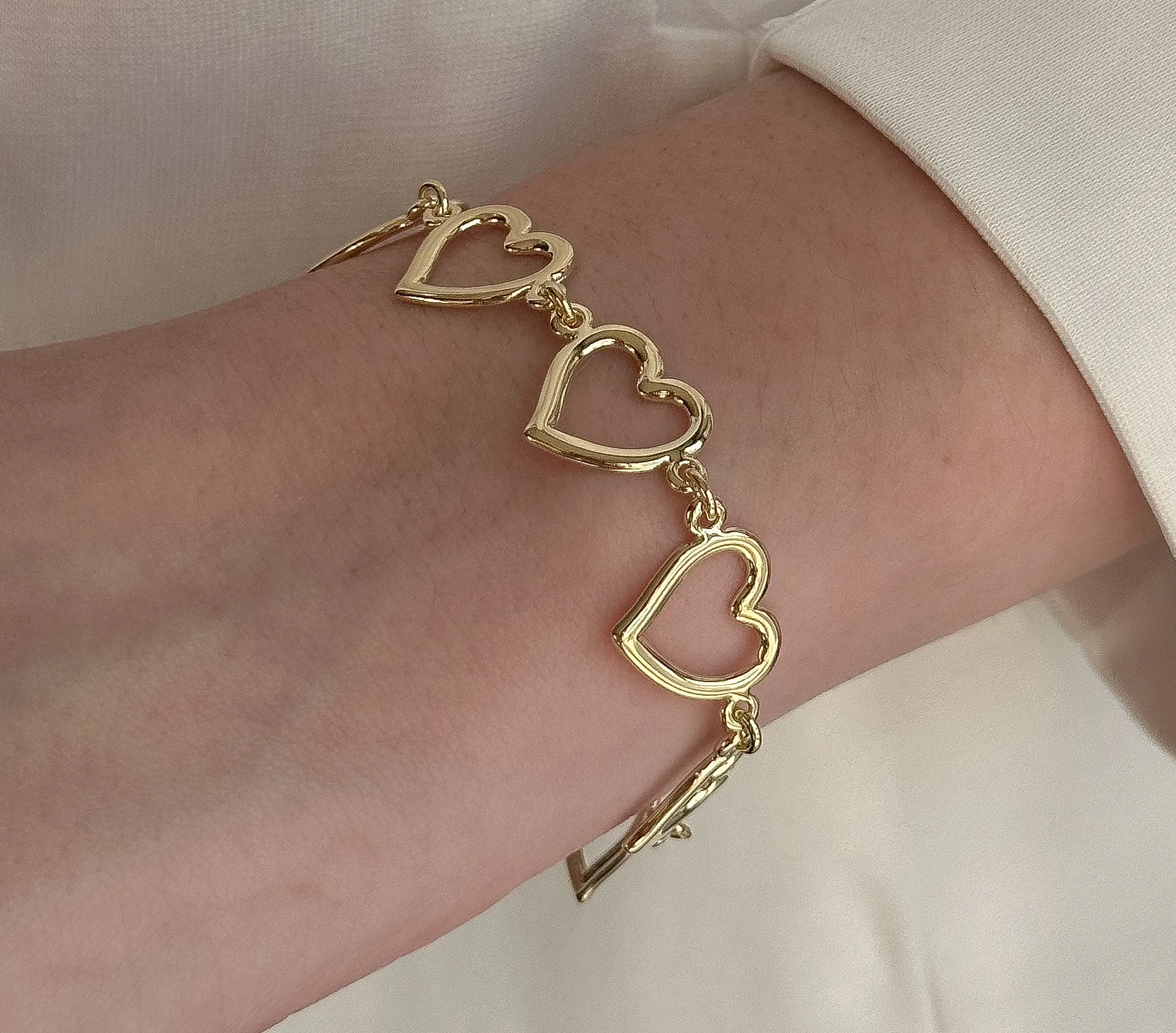 PULSEIRA CORAÇÃO VAZADO