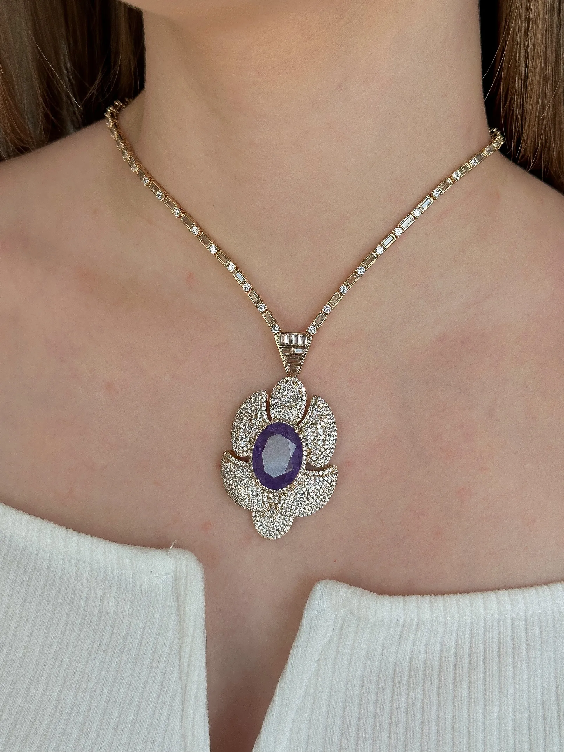 CONJUNTO LUXURI CRAVEJADO PEDRA FUSION LILÁS