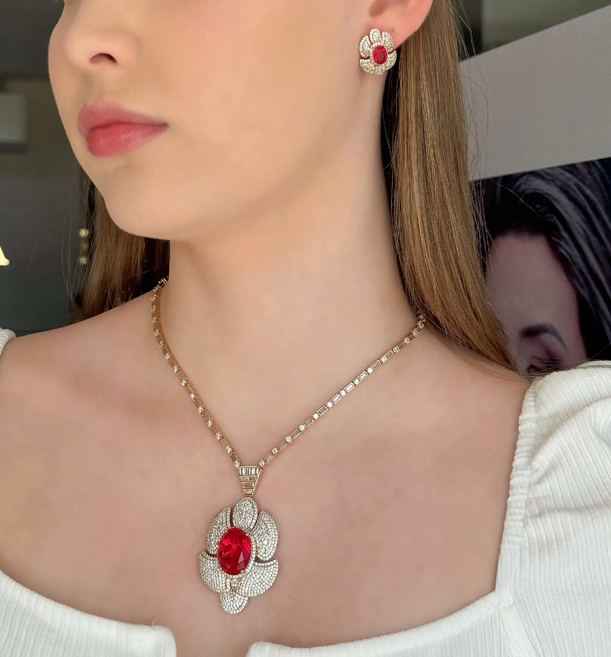 CONJUNTO LUXURI CRAVEJADO PEDRA FUSION RUBI