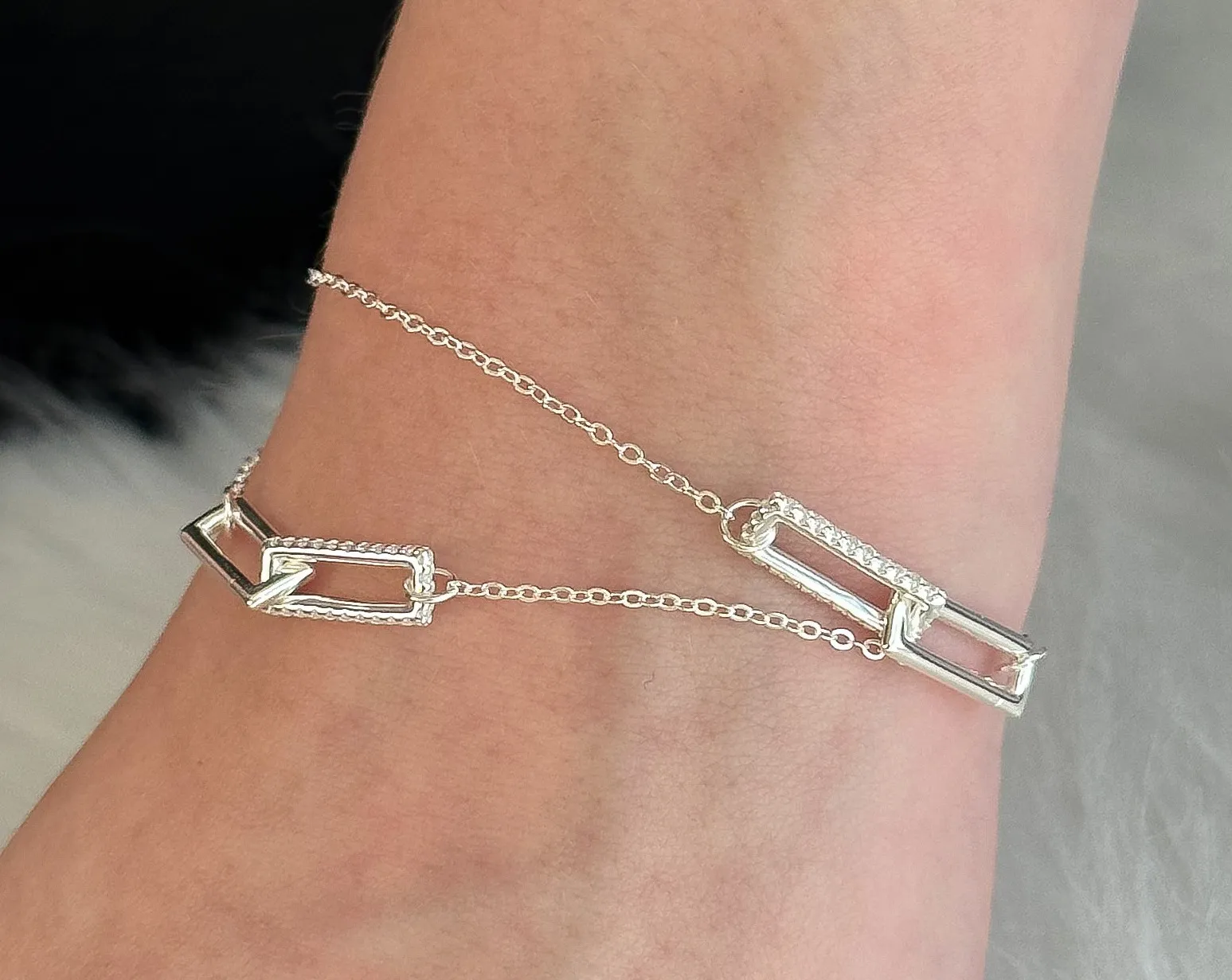 PULSEIRA PRATA DUPLA ELO CARTIER CRAVEJADO