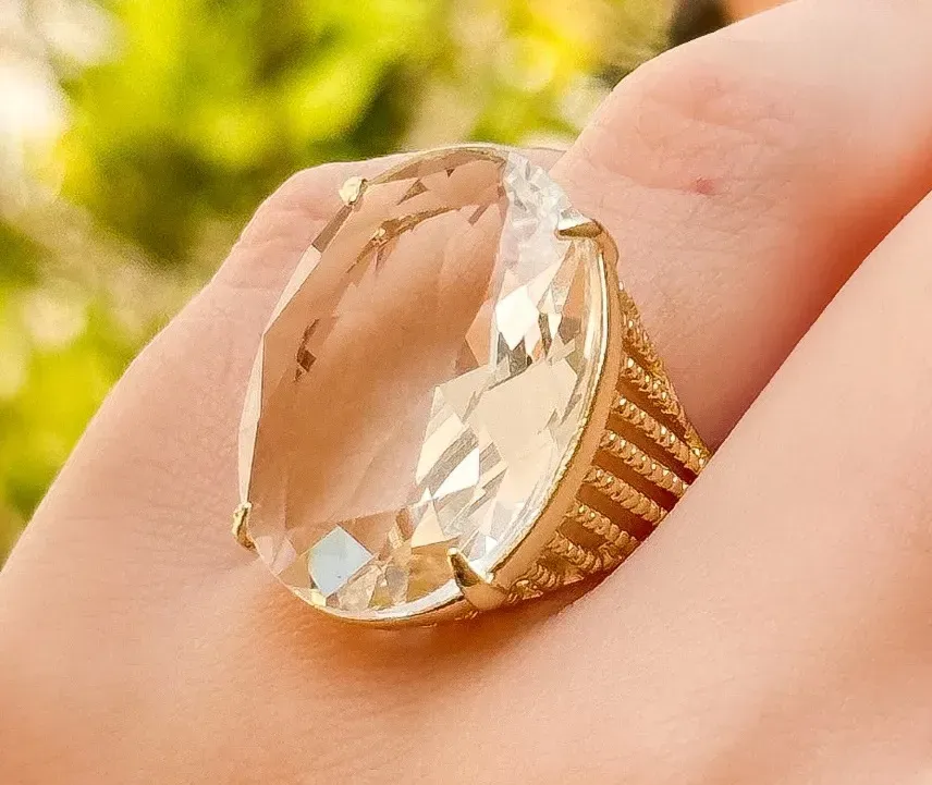 ANEL PEDRA OVAL CRISTAL INSPIRAÇÃO ANA AMORIM