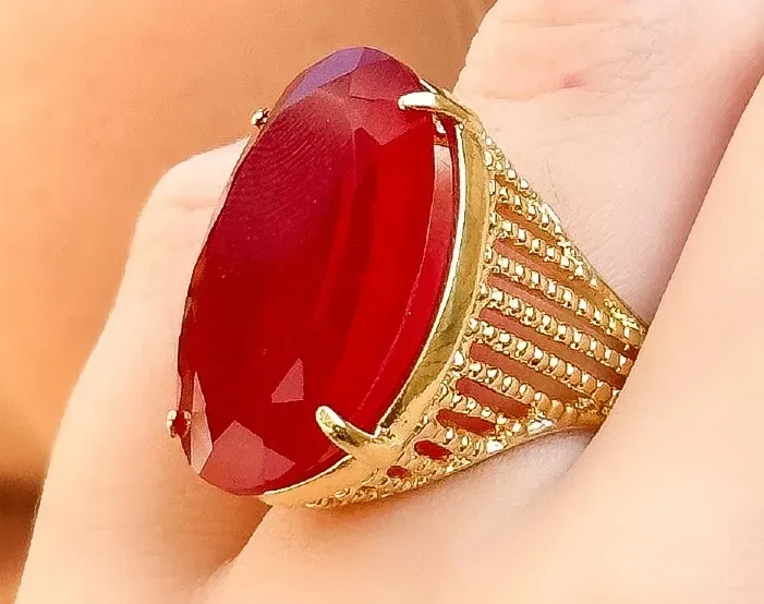 ANEL PEDRA OVAL RUBI INSPIRAÇÃO ANA AMORIM