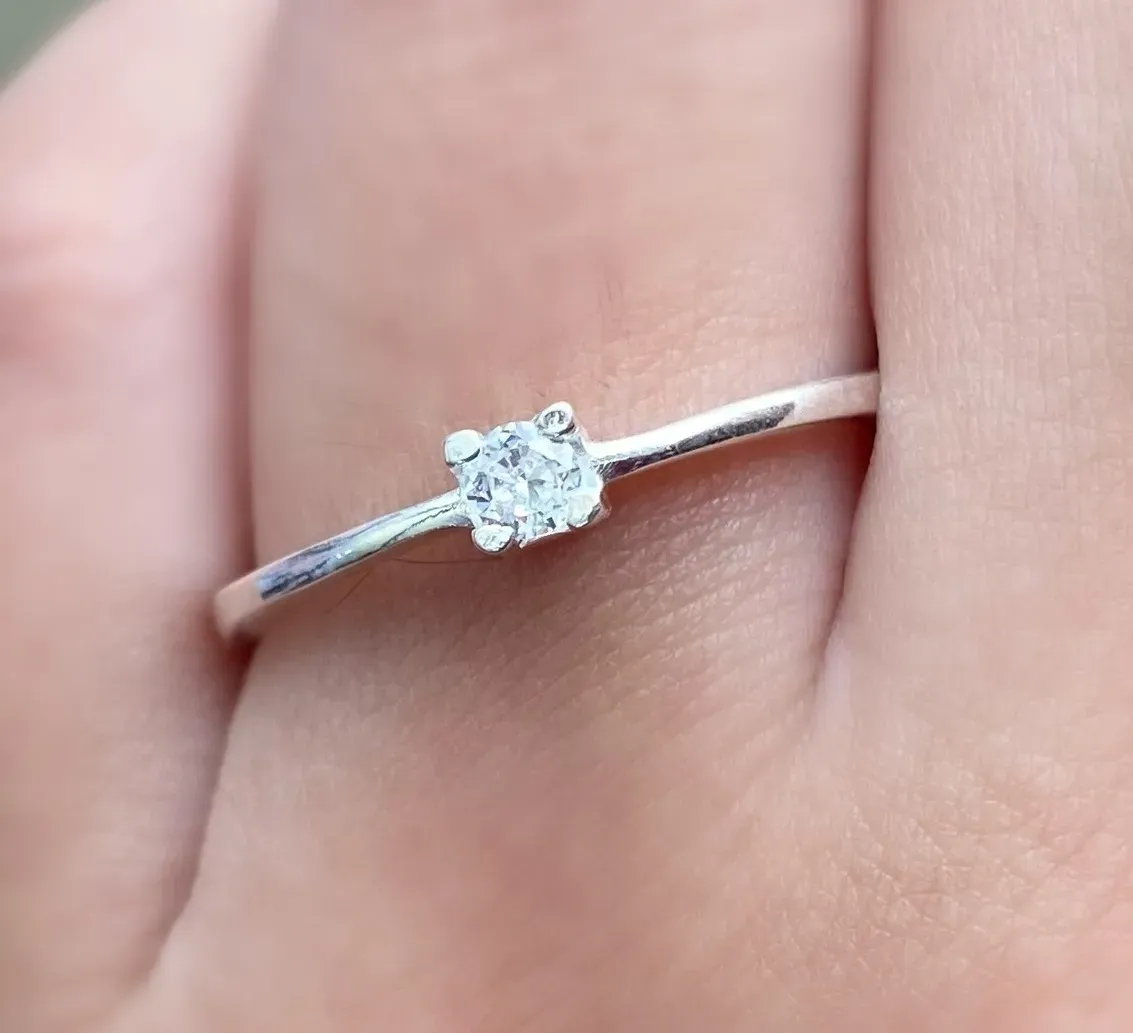 ANEL PRATA SOLITÁRIO ZIRCONIA CRISTAL