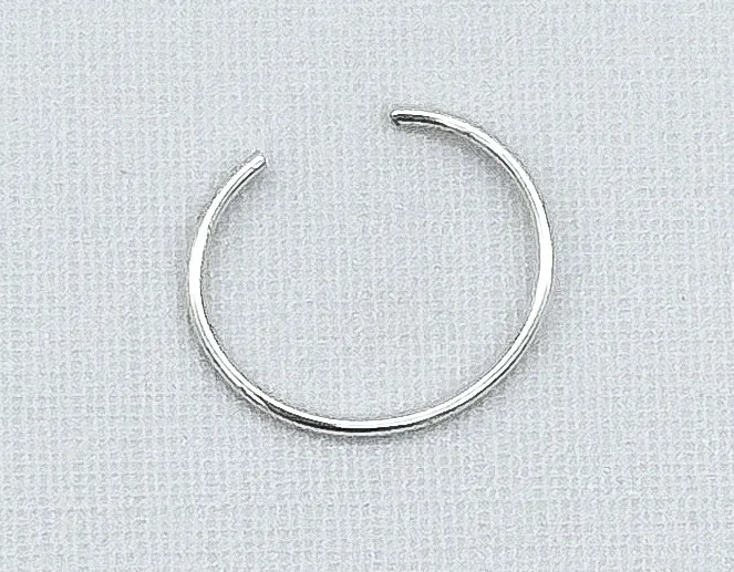 PIERCING PRATA ARCOLA LISA