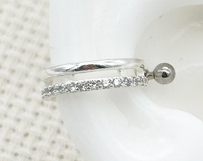 PIERCING PRATA ARGOLA CRAVEJADA COM HASTE