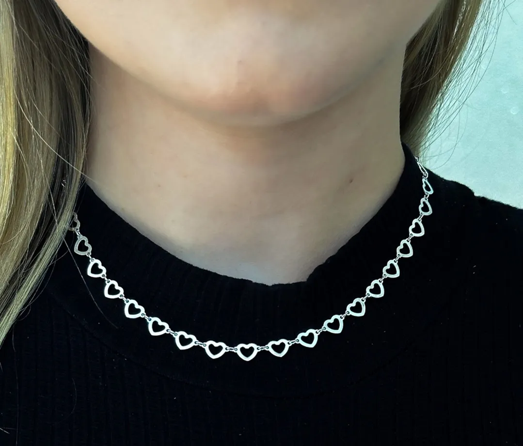CHOKER PRATA CORAÇÃO VAZADO  FIO 070