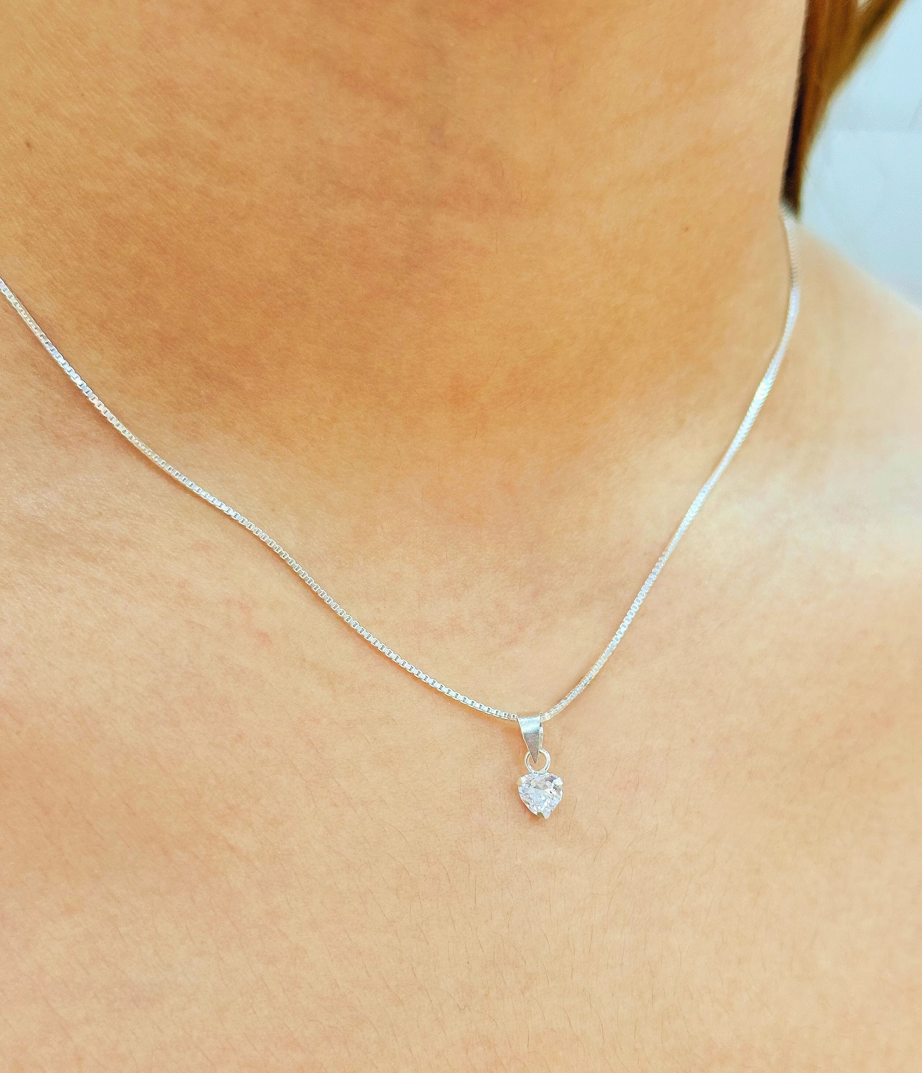 GARGANTILHA PRATA CORAÇÃO PEDRA CRISTAL 5MM