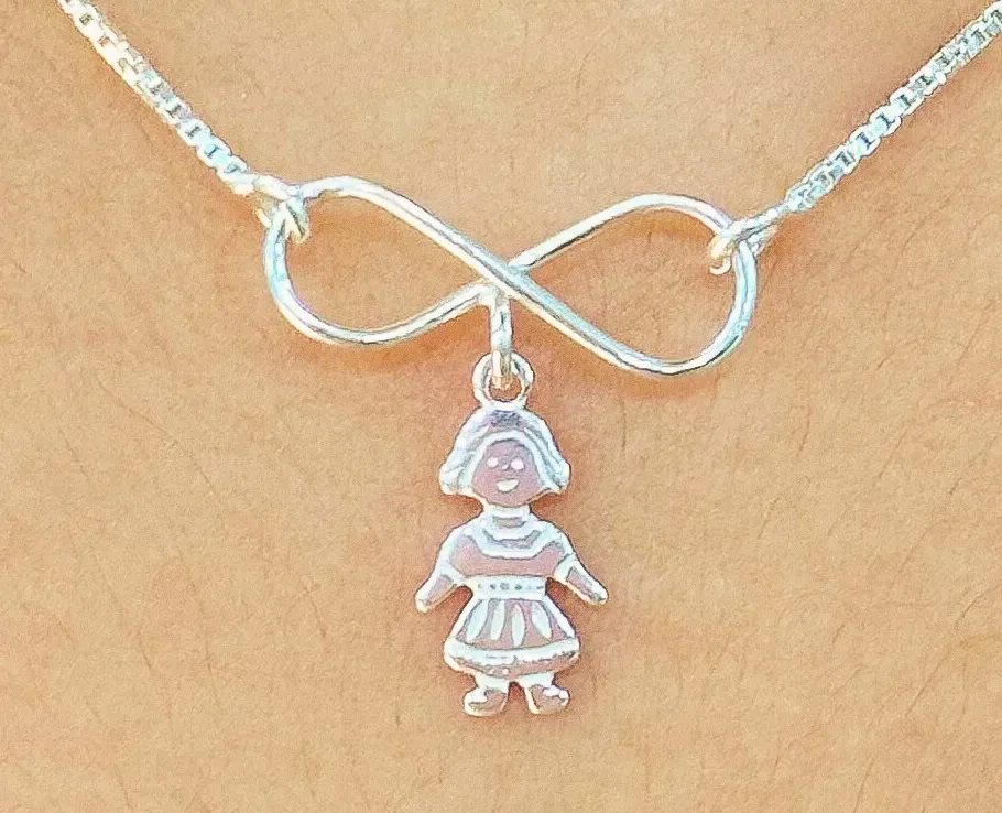 GARGANTILHA PRATA MENINA COM INFINITO