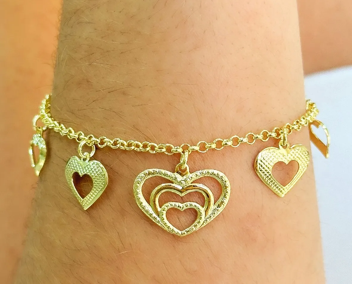 PULSEIRA CORAÇÕES PENDURADOS