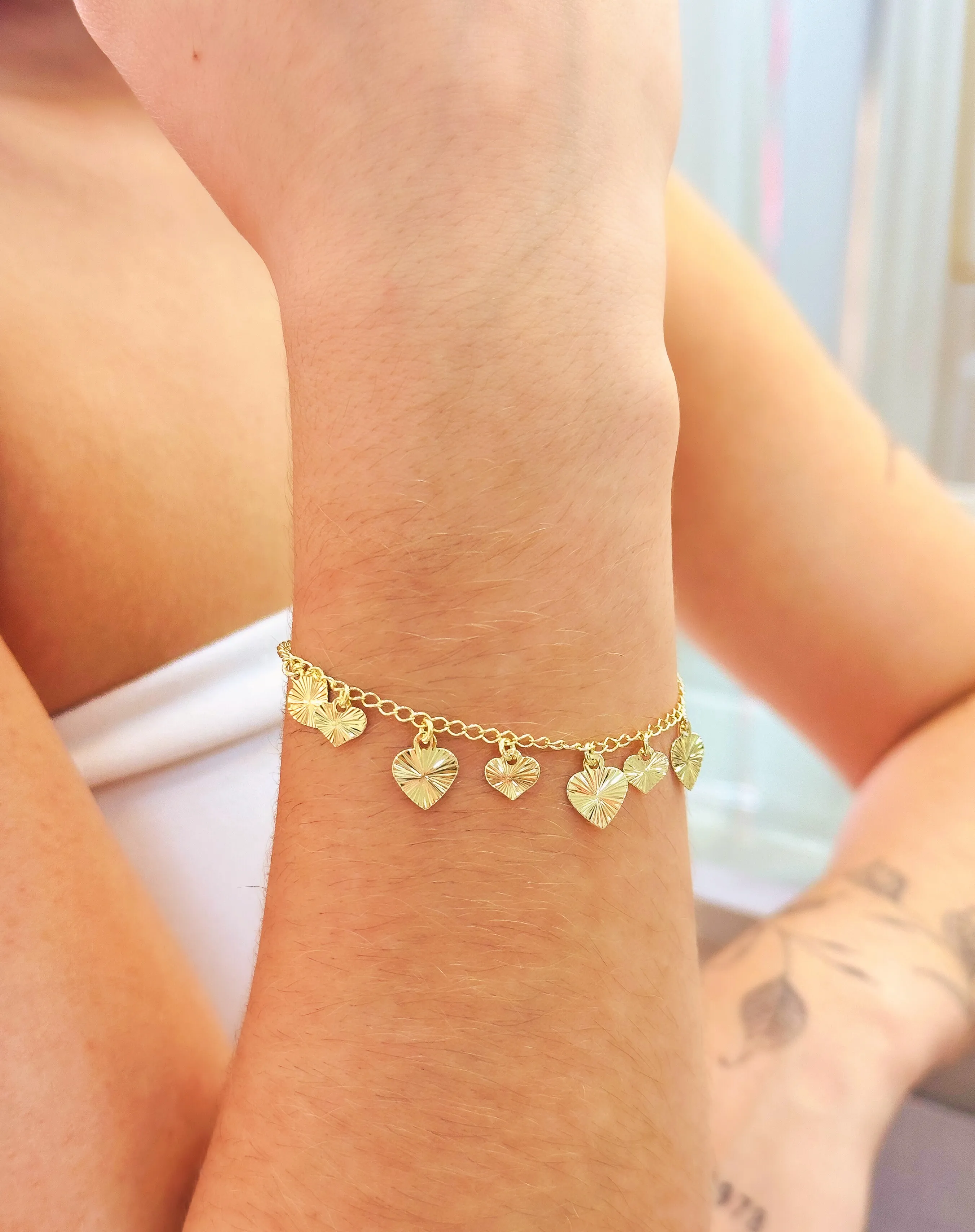 PULSEIRA CORAÇÕES PENDURADOS DIAMANTADOS