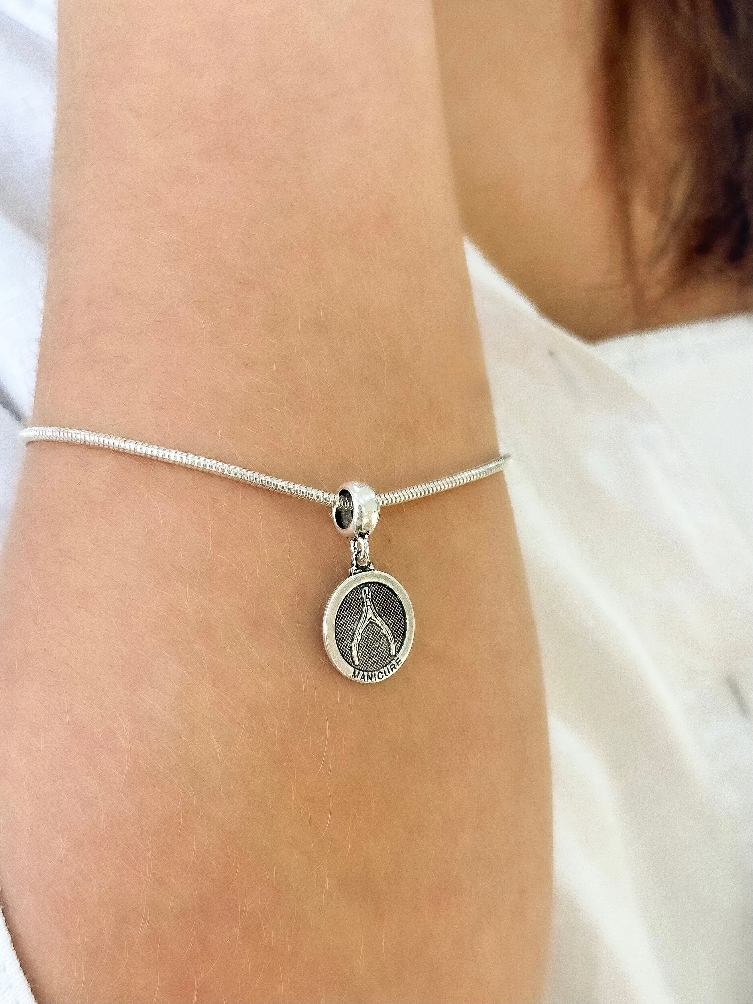 BERLOQUE PRATA MEDALHA MANICURE
