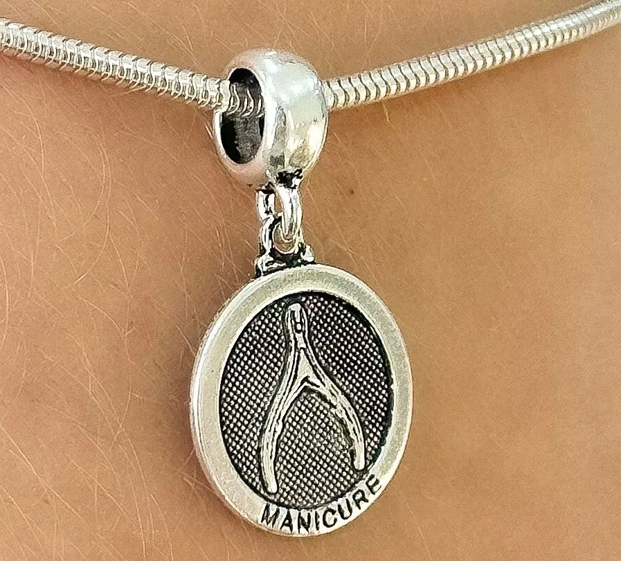 BERLOQUE PRATA MEDALHA MANICURE