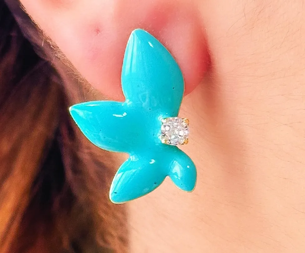 BRINCO FLOR COM PEDRA ESMALTADO AZUL TIFFANY