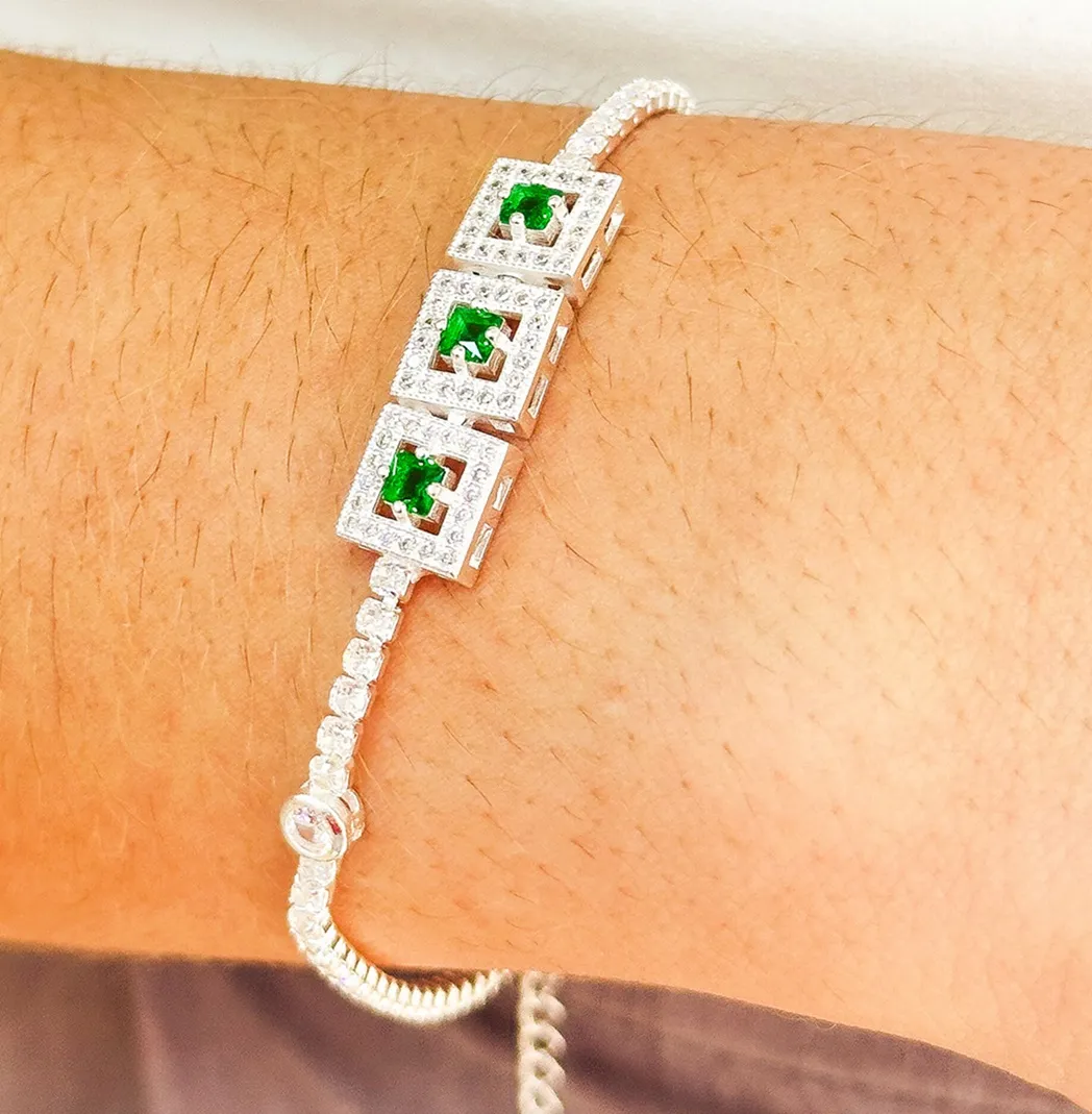 PULSEIRA PRATA RIVIERA CRAVEJADA PEDRA VERDE ESMERALDA