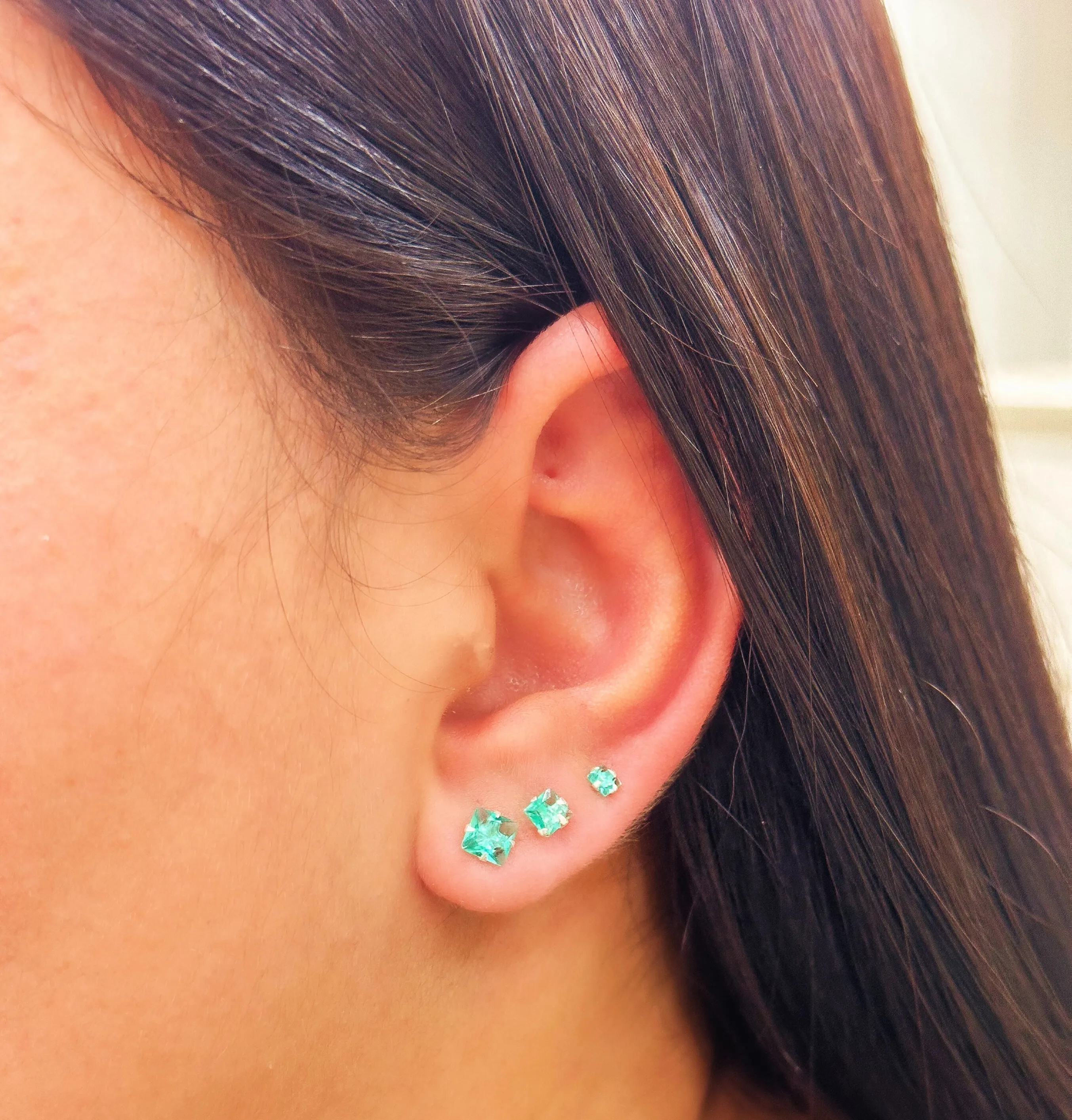 BRINCO PRATA TRIO ZIRCONIAS QUADRADAS AQUAMARINE