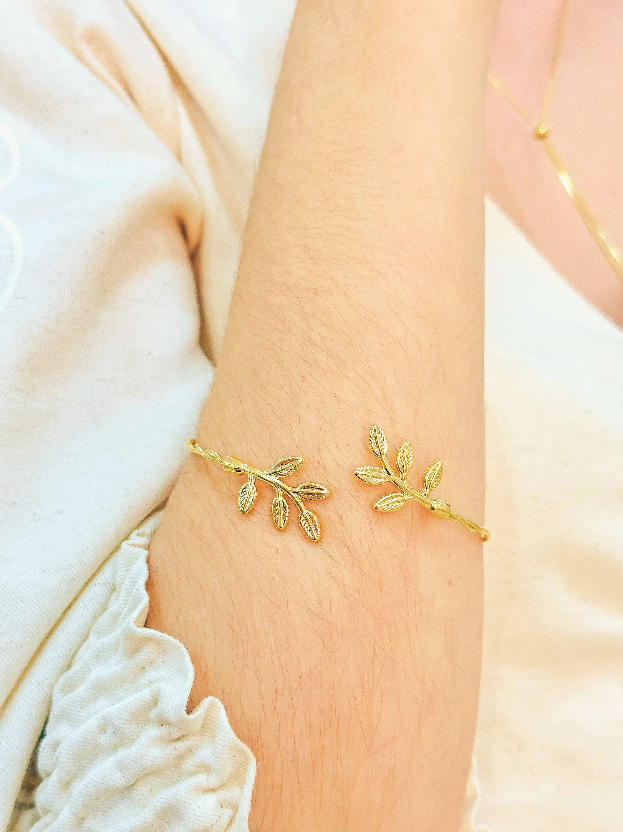 BRACELETE RAMO DE FOLHAS