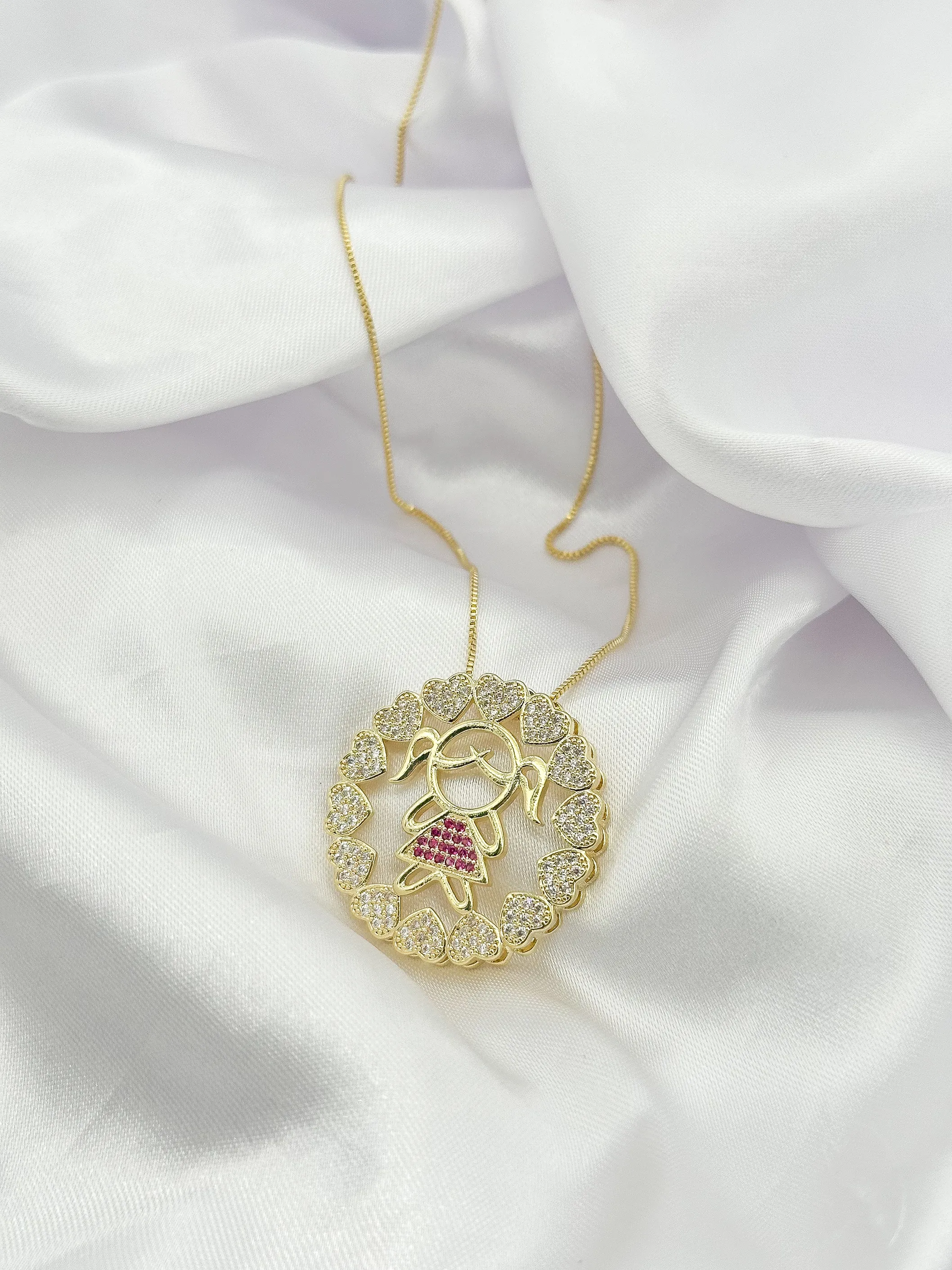 GARGANTILHA MANDALA MENINA CRAVEJADA ZIRCONIA ROSA