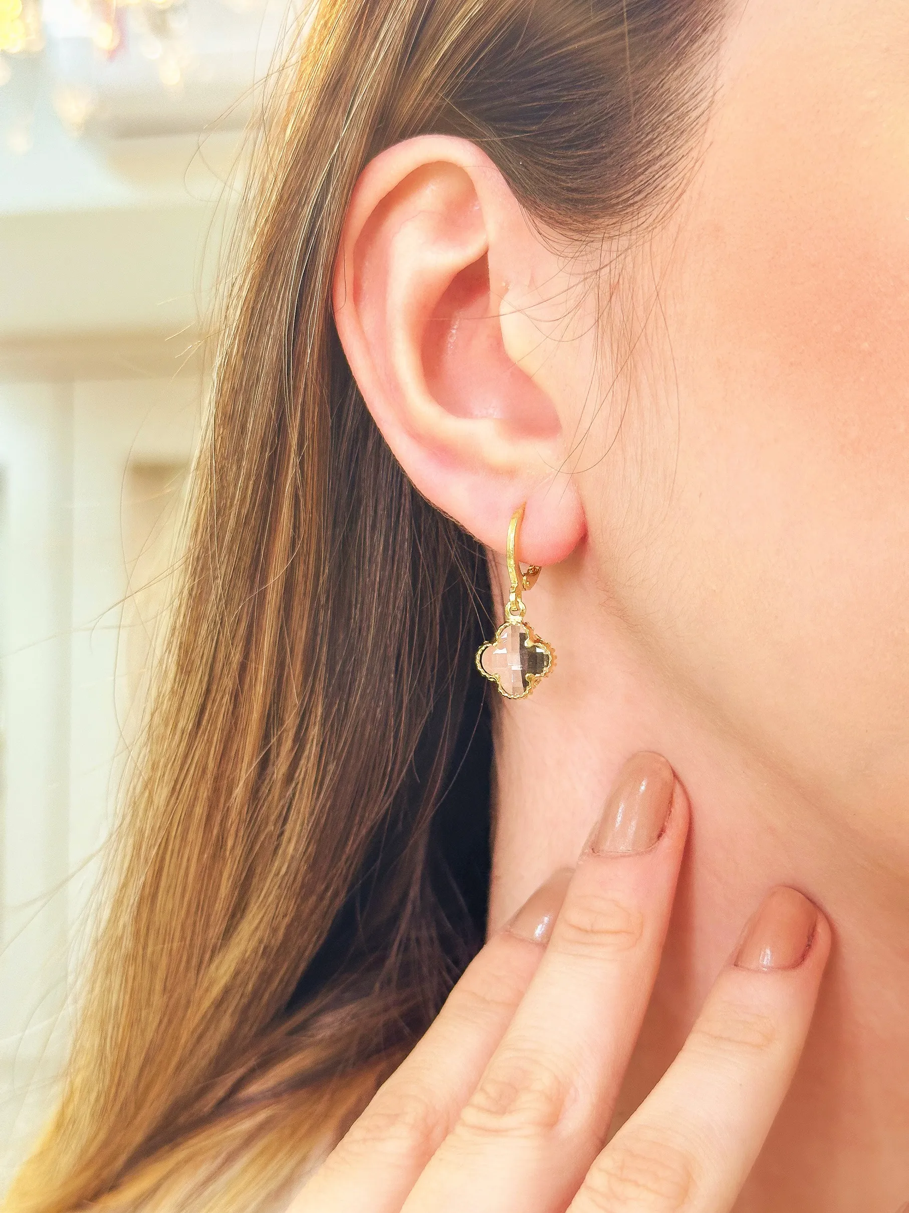 BRINCO ALHAMBRA INSPIRAÇÃO VAN CLEEF PEDRA CRISTAL