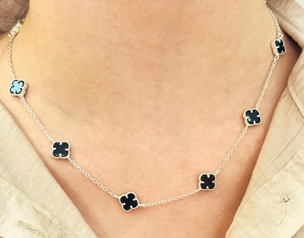 GARGANTILHA PRATA ALHAMBRA VAN CLEEF ONIX